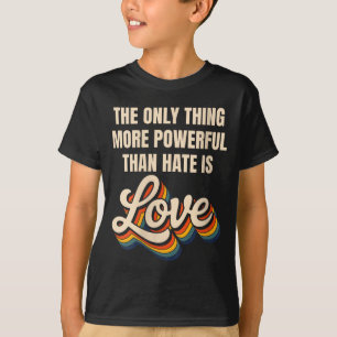 Camiseta O amor das mulheres é a única coisa mais poderosa