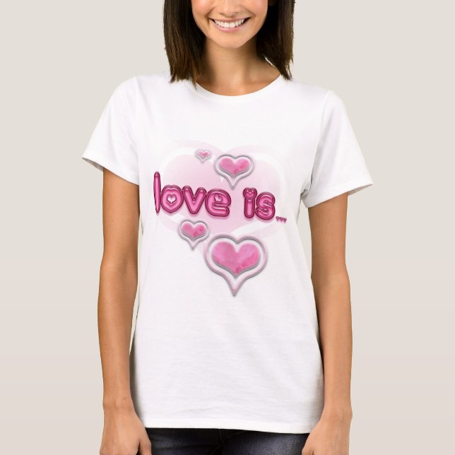 Camiseta O amor é... (Frente)
