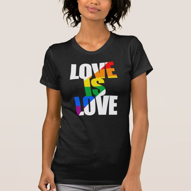 CAMISETA O AMOR É AMOR (Frente)