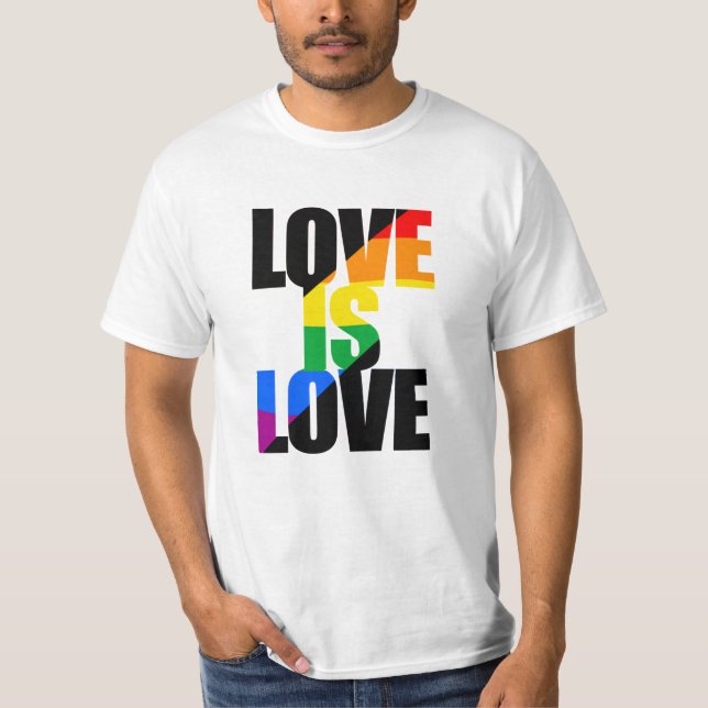 CAMISETA O AMOR É AMOR (Frente)