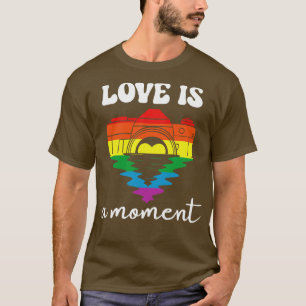 Camiseta O amor é o momento da câmera LGBT