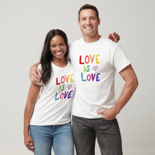 Camiseta O AMOR É O Orgulho Arco-Íris Colorido