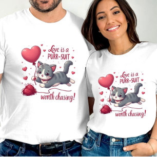 Camiseta O amor é uma Roupa que vale a pena perseguir Desig