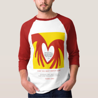 Camiseta O amor molda para fora o medo - t-shirt