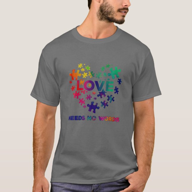 Camiseta O Amor Não Precisa De Palavras Corações Moldadas P (Frente)