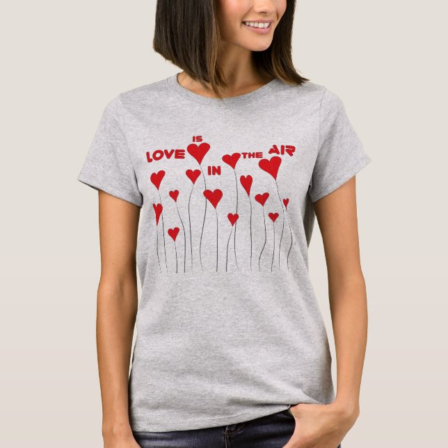 Camiseta O Amor Whimsical está no Ar (Frente)