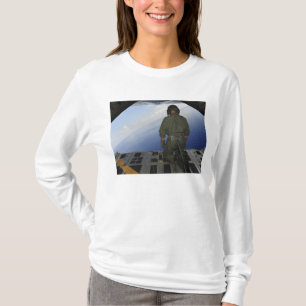 Camiseta O aviador observa as águas do golfo de Mexic