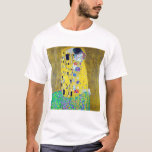 Camiseta O Beijo, Gustav Klimt<br><div class="desc">Gustav Klimt (14 de julho de 1862 - 6 de fevereiro de 1918) foi um pintor simbólico austríaco e um dos membros mais proeminentes do movimento Secessão de Viena. Klimt é notado por suas pinturas, murais, esboços, e outros objetos de arte. Além de suas obras figurativas, que incluem alegorias e...</div>