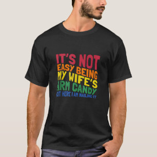 Camiseta O braço da mulher, o doce, casado com o Casal, é e