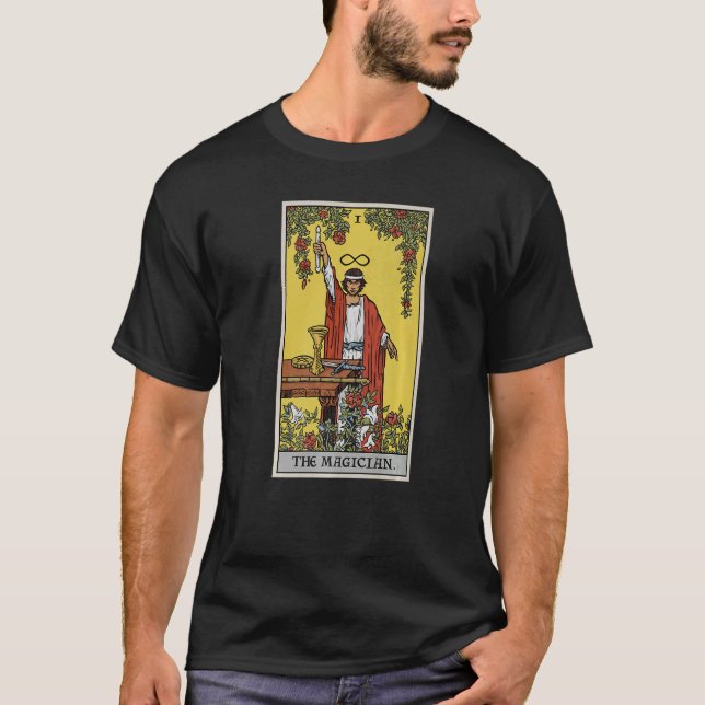 Camiseta O Cartão Tarot Espiritual Pagan Witan Divi (Frente)