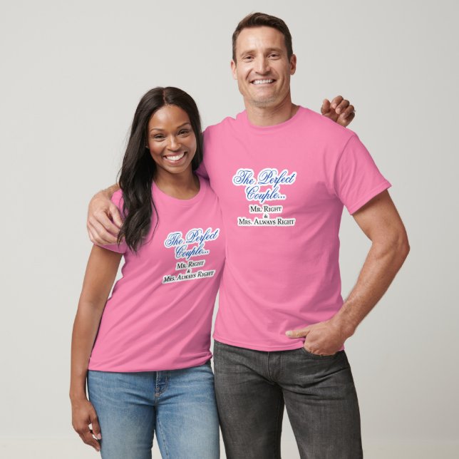 CAMISETA O CASAL PERFEITO DE HOMENS (Unissex)