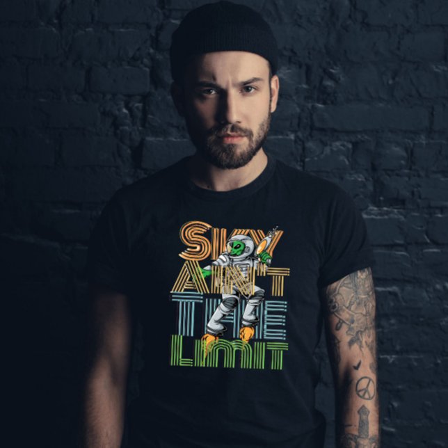 Camiseta O céu não é o limite de Alienígena do gráfico vint (Criador carregado)
