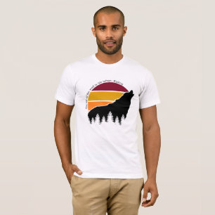 Camiseta O chão do lobo é seu refúgio Retro Sunset
