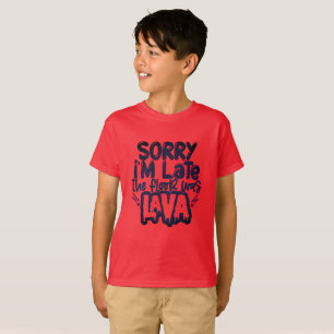 Camiseta O chão é a diversão do jogo da lava