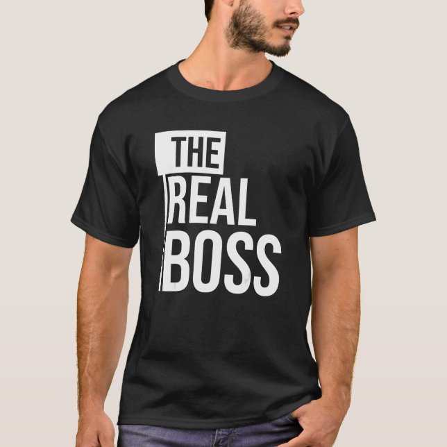 Camiseta O Chefe Real - Seus Casais Correspondentes Vale (Frente)