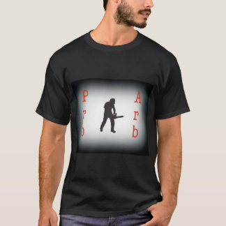 Camiseta O cirurgião arborista da árvore Chainsaw está pres