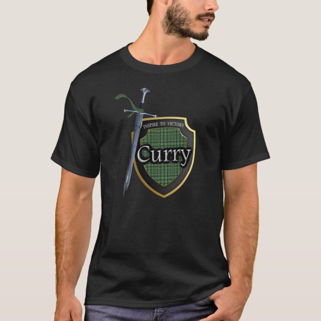 Camiseta O clã surra o protetor & a espada escoceses do (Frente)