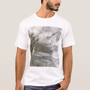 Camiseta O cobrir de neve cerca BO Hai