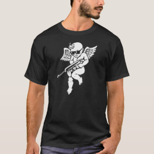 CAMISETA O CUPIDO DISPARARÁ EM VOCÊ COM UMA ARMA DO RIFLE