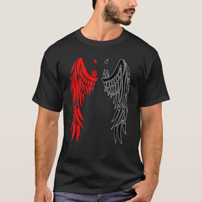 Camiseta O Demônio Asas Chifre Em Vermelho Do Demônio (Frente)