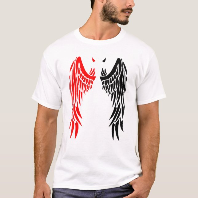 Camiseta O Demônio Asas Chifre Em Vermelho Do Demônio (Frente)