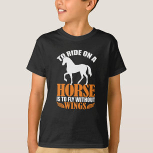 Camiseta O Design De Cavalo Para Correr Em Um Cavalo É Voa