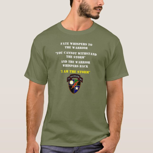 CAMISETA O DESTINO SUSSURRA AO GUERREIRO, (Frente)