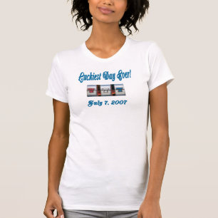 Camiseta O dia o mais afortunado sempre 777 mulheres do