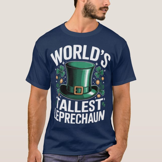 Camiseta O Duende Mais Alto do Mundo Dia de São Patrício En (Frente)