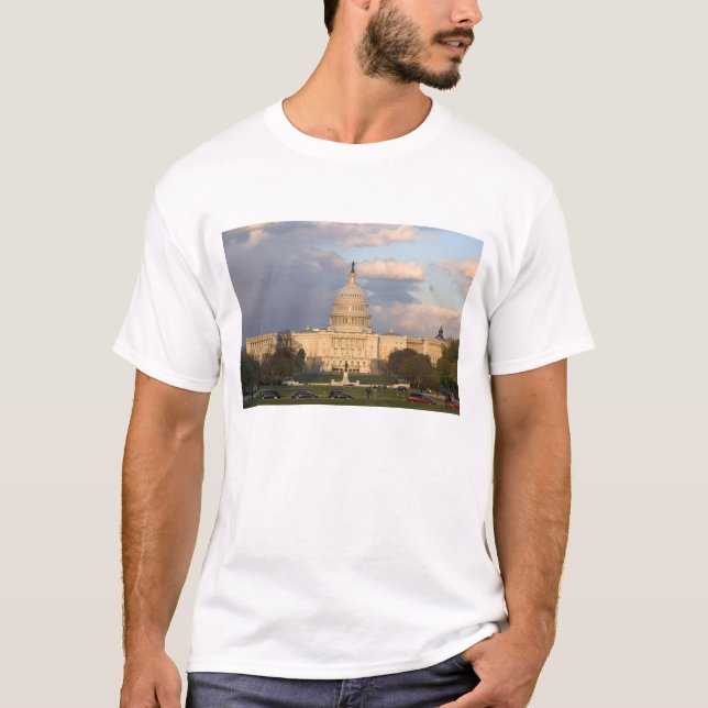 Camiseta O edifício do Capitólio dos Estados Unidos em (Frente)