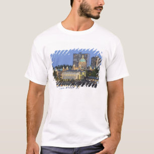 Camiseta O edifício do Parlamento iluminado por dentro