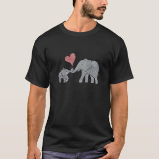 Camiseta O elefante abraça a mamã e o bebê cinzentos com