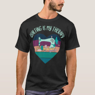Camiseta O Encerramento É A Minha Terapêutica Engraçada Com