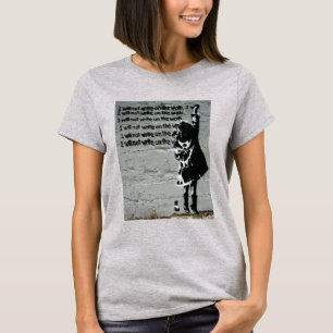 Camiseta O Escrevendo está no Grafite de Parede