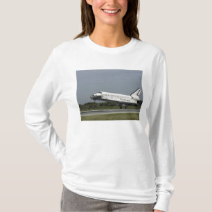 Camiseta O esforço do vaivém espacial toca para baixo