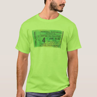 Camiseta O estrangeiro 1977 visita primeiramente o topo de