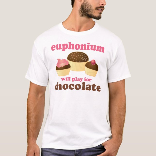 Camiseta O Euphonium engraçado jogará para o chocolate (Frente)