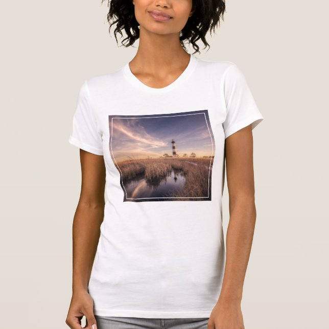 Camiseta O Farol Da Ilha Bodie No Sunset (Frente)
