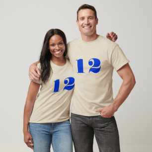 Camiseta O favorito ostenta o modelo do jérsei do herói