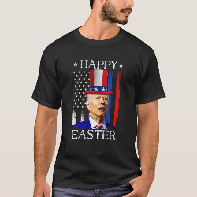 Camiseta O felz pascoa Joe Biden Confundiu 4 De Julho Indep (Frente)
