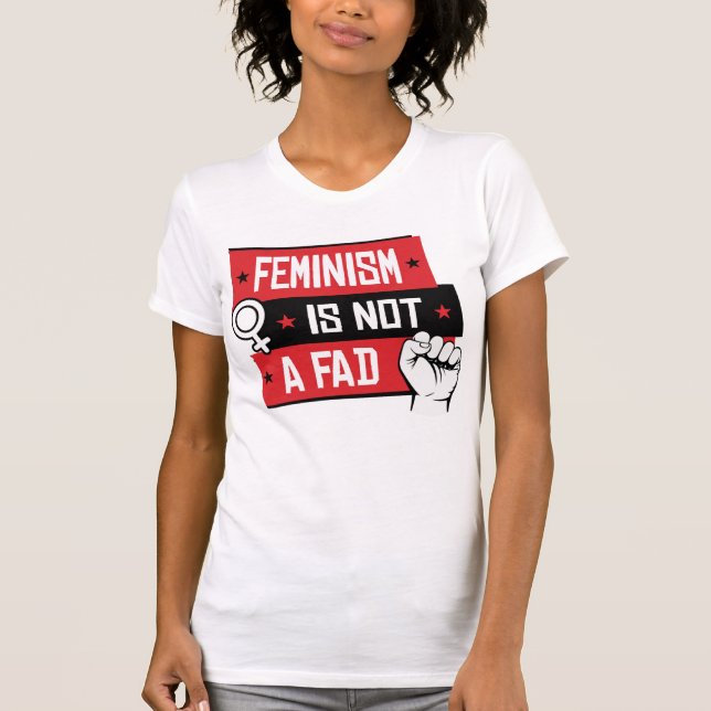 CAMISETA O FEMINISMO NÃO É UM FÁCIL (Frente)