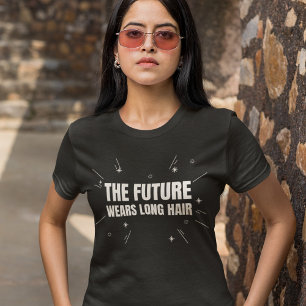 Camiseta O futuro Veste o cabelo longo (branco)