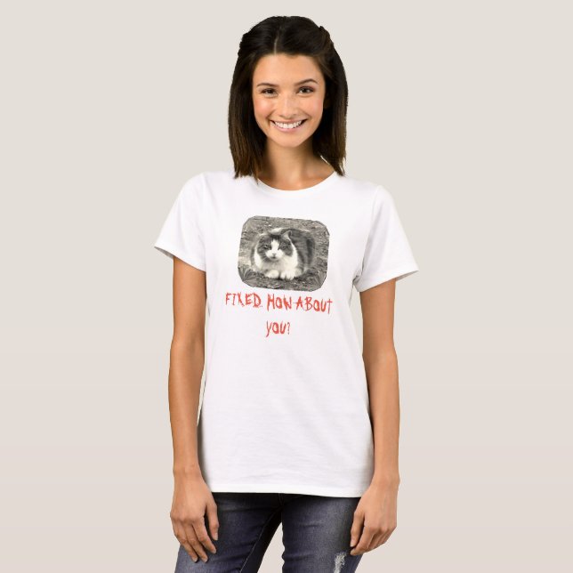 Camiseta O gato louco das mulheres FIXADO como sobre você (Frente Completa)