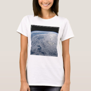 Camiseta O Glint do Sol Está Vencendo No Oceano Pacífico Su