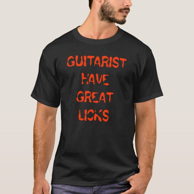 CAMISETA O GUITARRISTA TEM O EXCELENTE LAMBE (Frente)