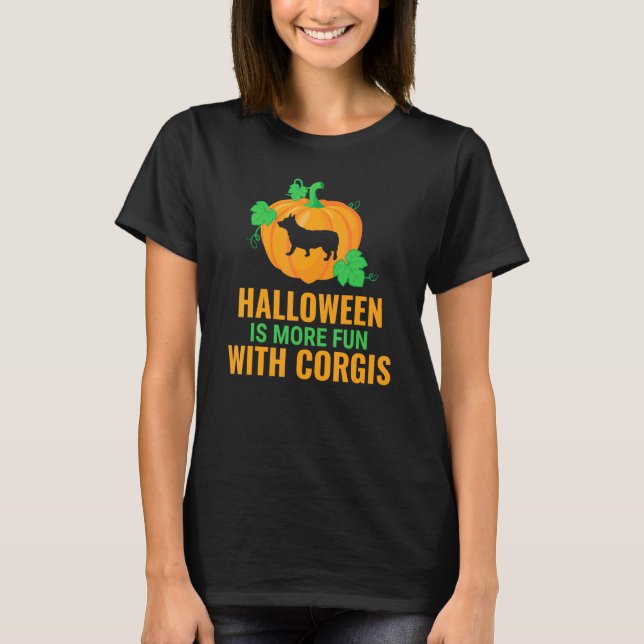 Camiseta O Halloween é Mais Divertido Com Corgis (Frente)