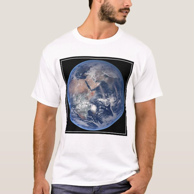 Camiseta O Hemisfério Leste No Planeta Terra. (Frente)