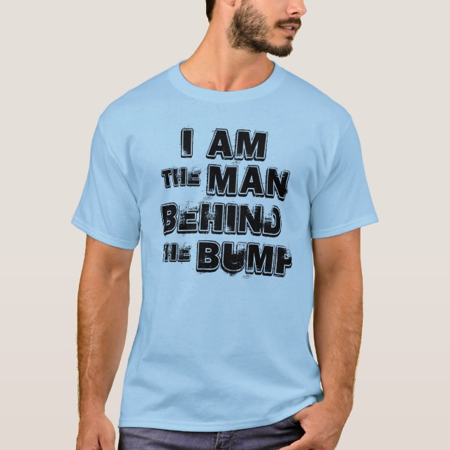 Camiseta O Homem Atrás Do Bump (Frente)