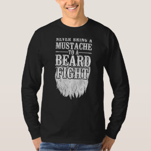 Camiseta O Homem De Bebida Morta Nunca Traz Um Bigode Para