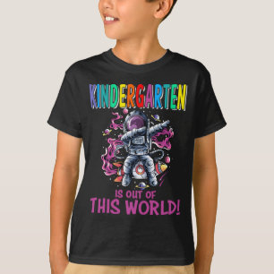 Camiseta O Jardim De Infância Saiu Deste Primeiro Dia Mund